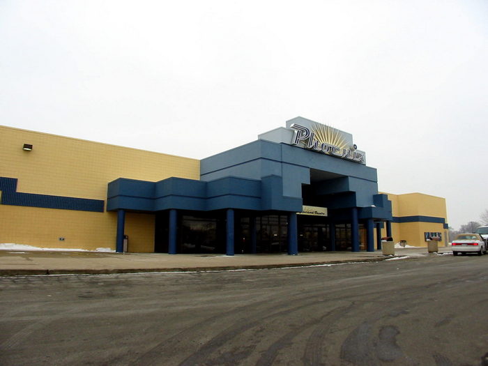 Bel-Air Luxury Cinema - March 2003 As Phoenix (newer photo)